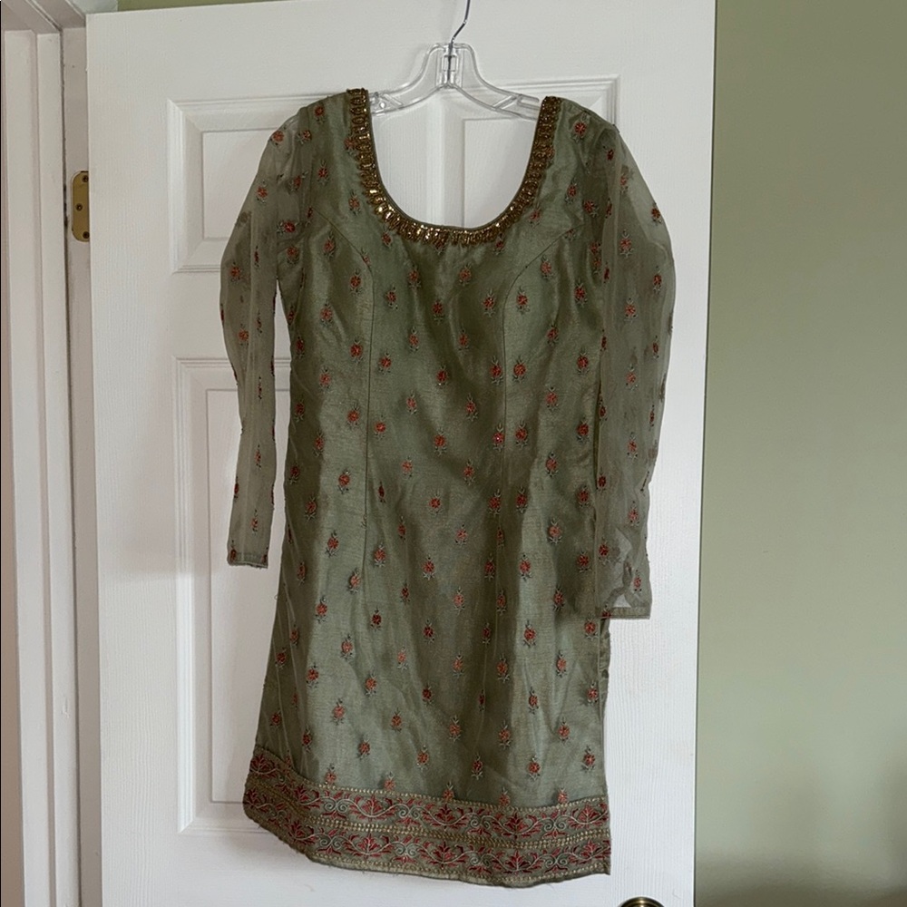 Embroidered Green Indian suit with chuni and sharara with Gold Accents